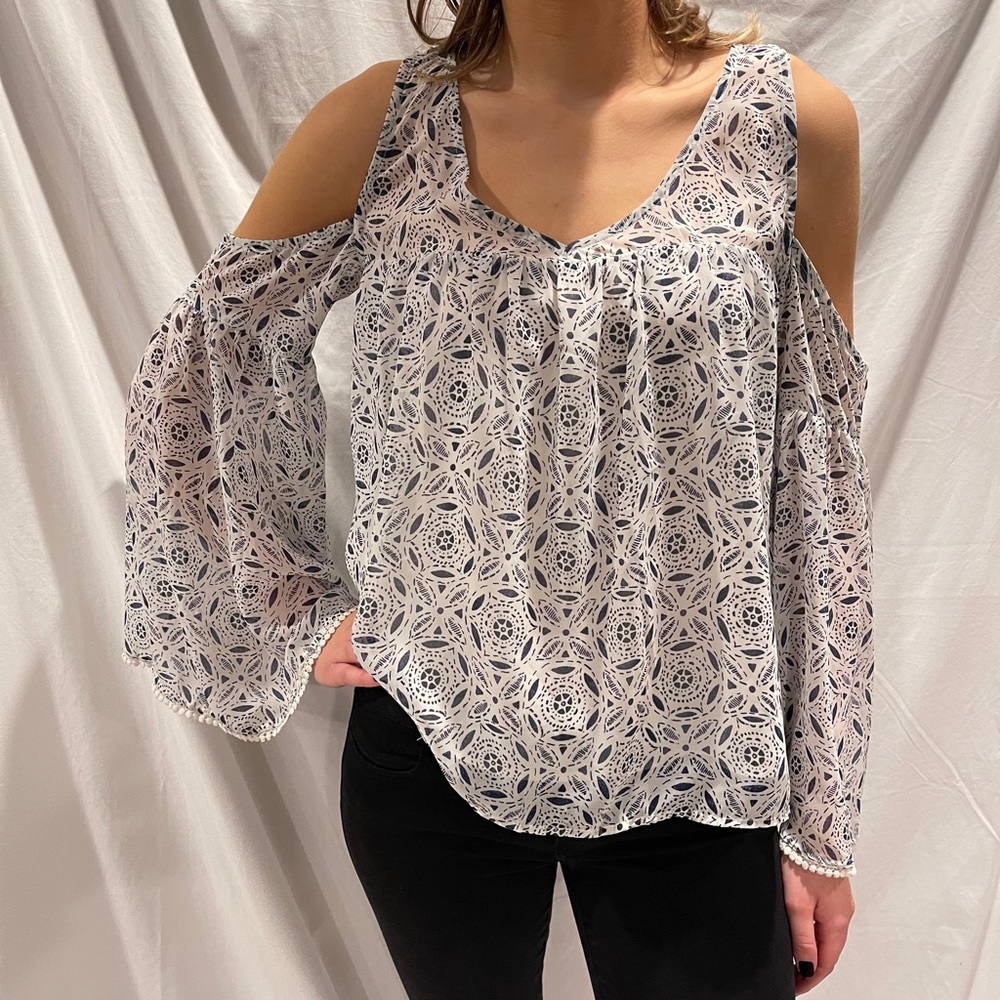 Abercrombie and Finch Top